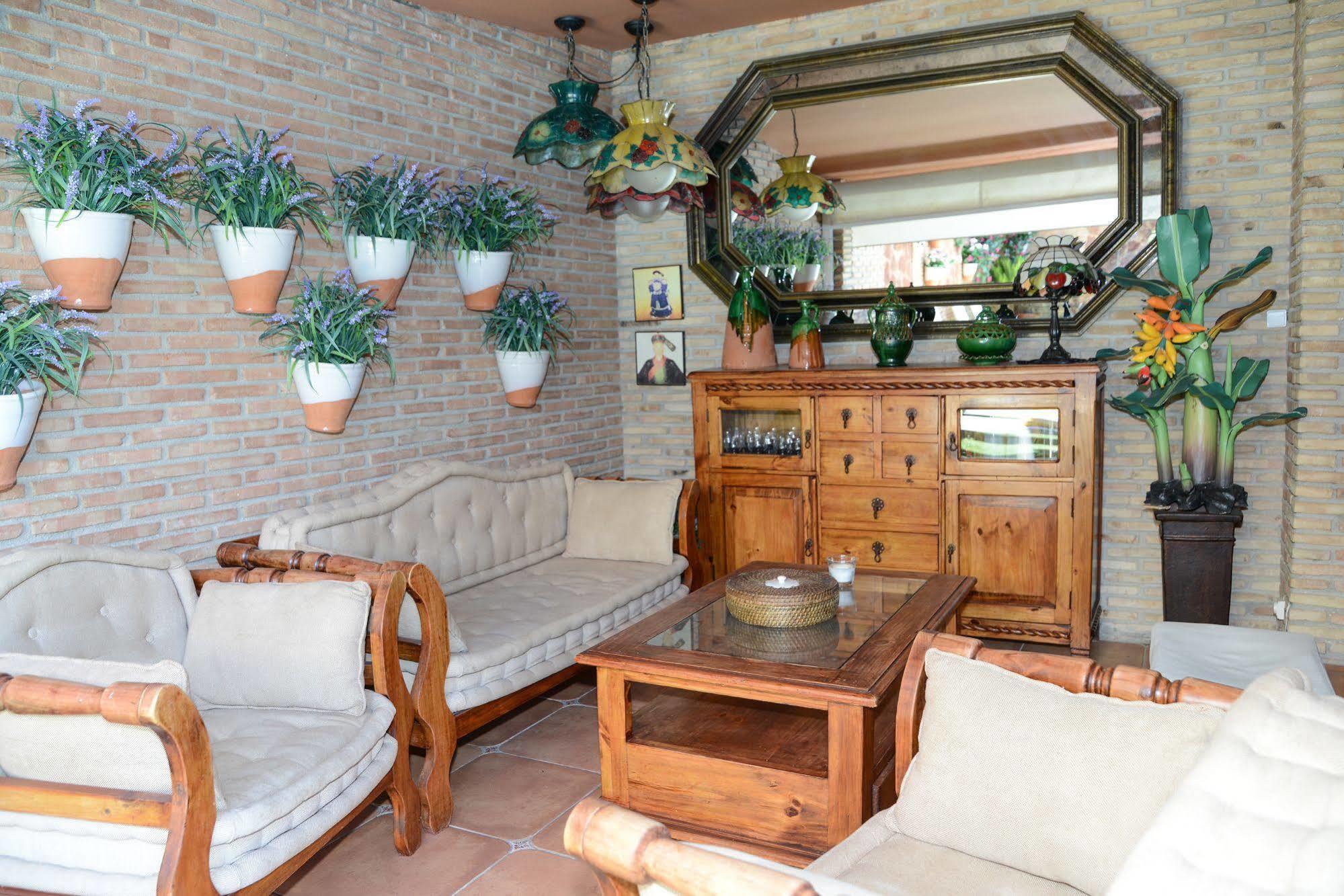 Apartamentos Turisticos Tronca Luxury Granada Exterior foto